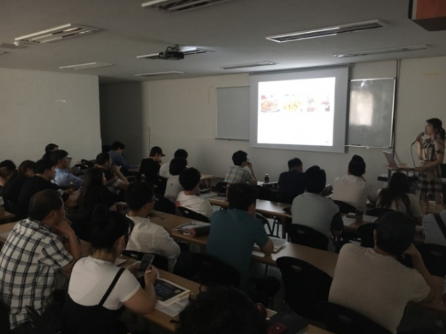 be7eee7fc4a1782884c1536bbb7bcfb2_1530146